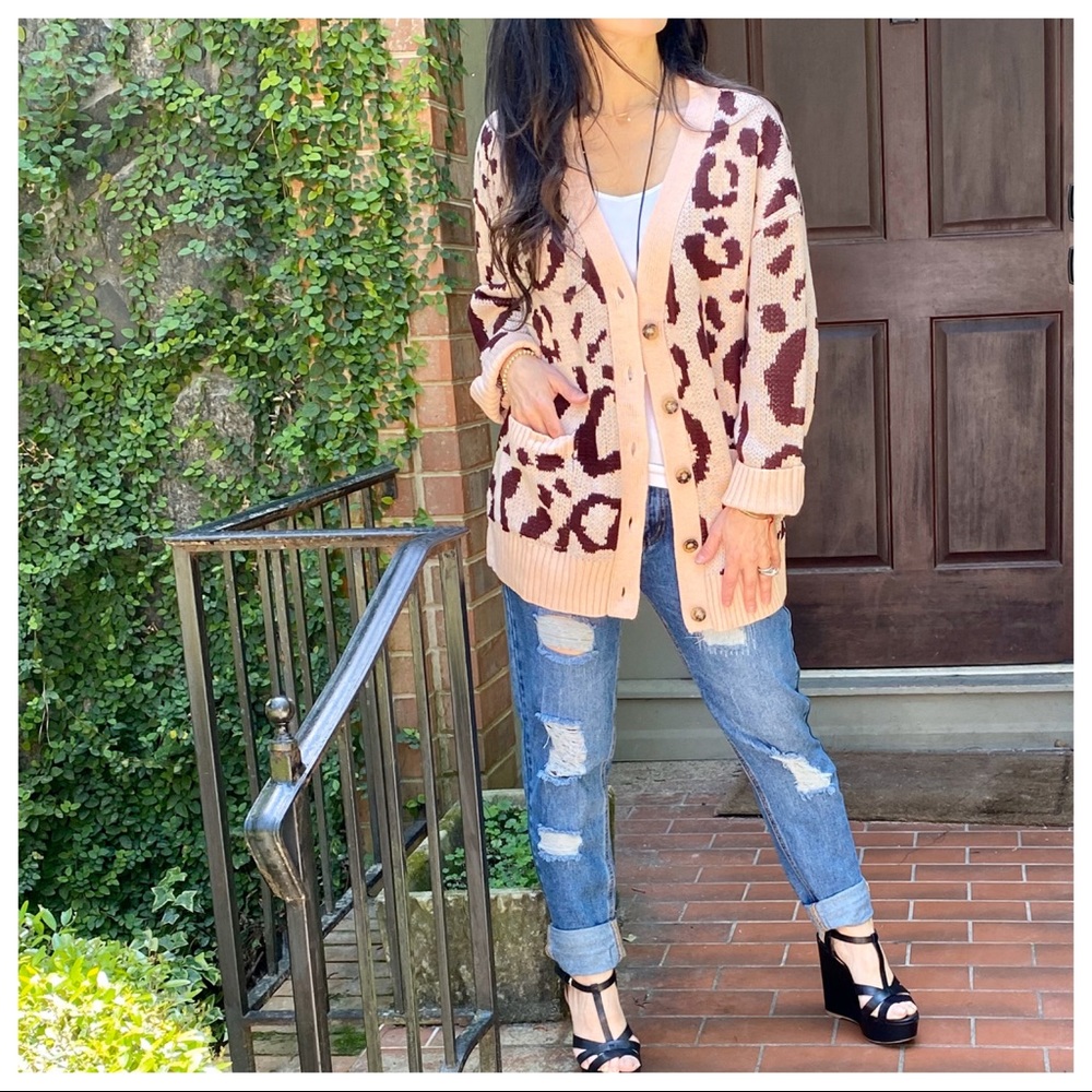 ✨ONE DAY SALE✨LEOPARD CHIC POCKET CARDIGAN - Picture 6 of 6